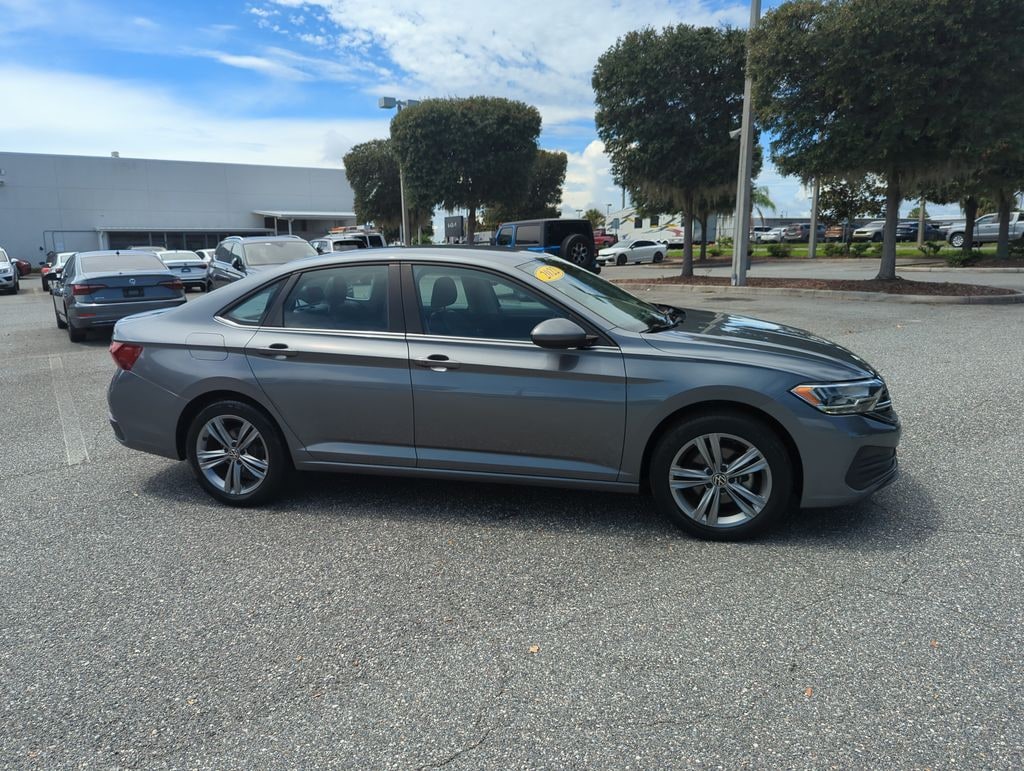 Used 2022 Volkswagen Jetta 1.5T SE Sedan