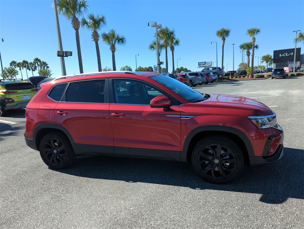 Used 2022 Volkswagen Taos 1.5T SE SUV