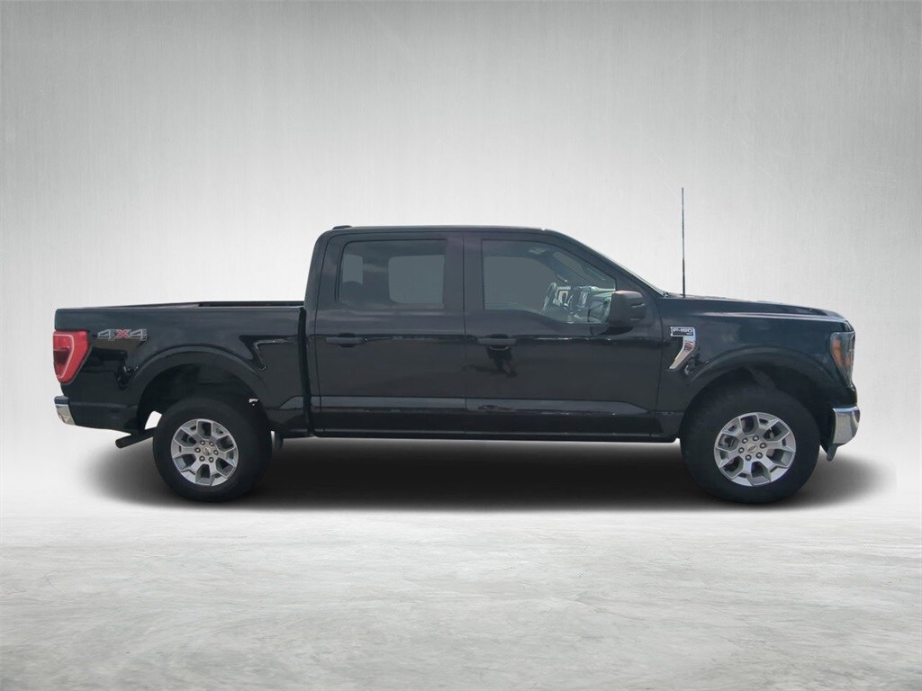 2023 Ford F-150 XLT photo 2