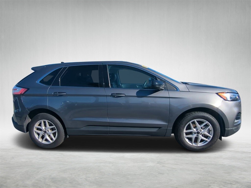 Used 2024 Ford Edge SEL SUV