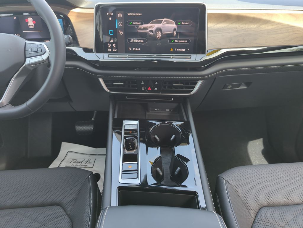 2024 Volkswagen Atlas SE w/Tech - Photo 26