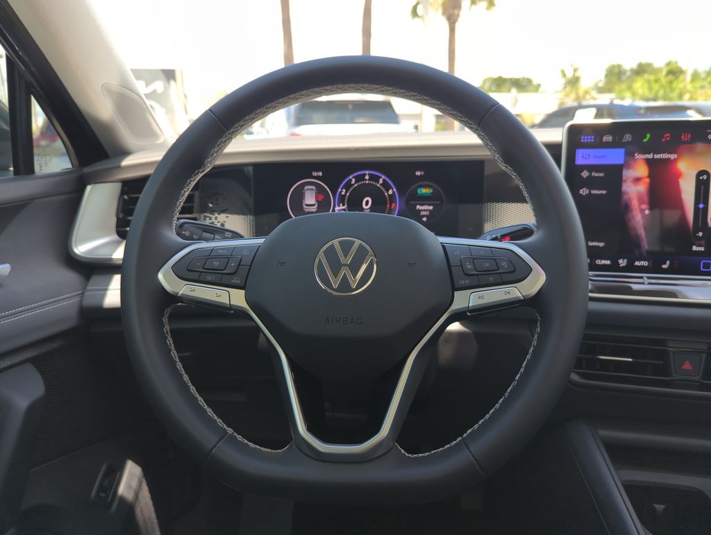 2026 Volkswagen Tiguan SE - Photo 26