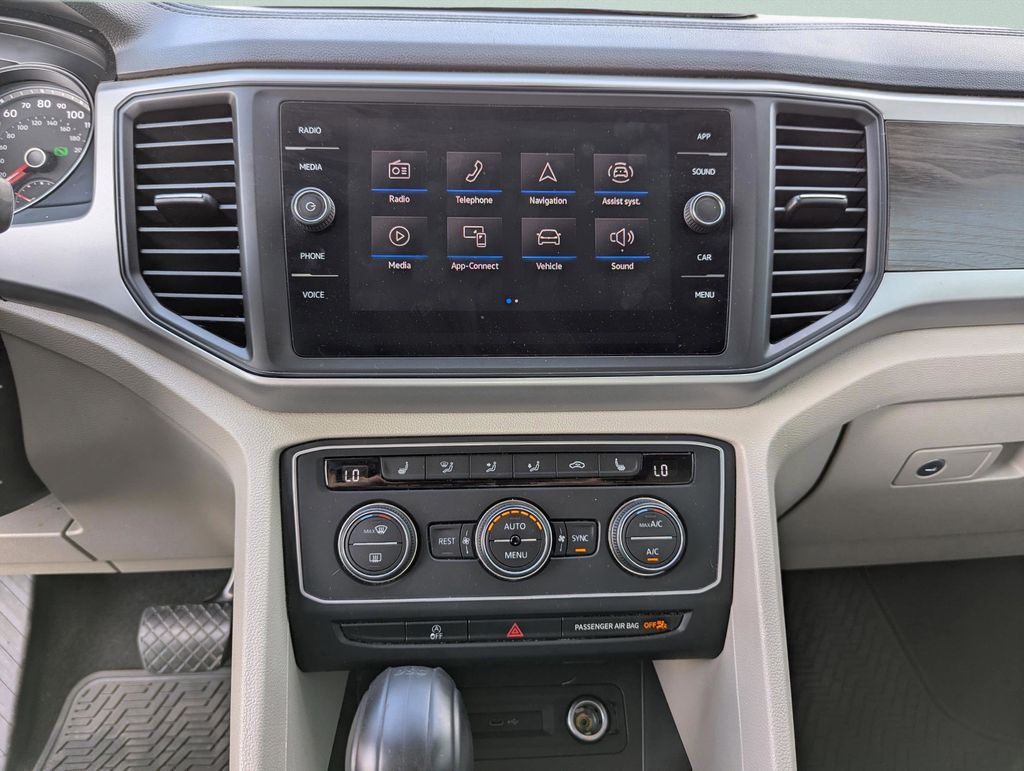 2021 Volkswagen Atlas SE w/Tech - Photo 35