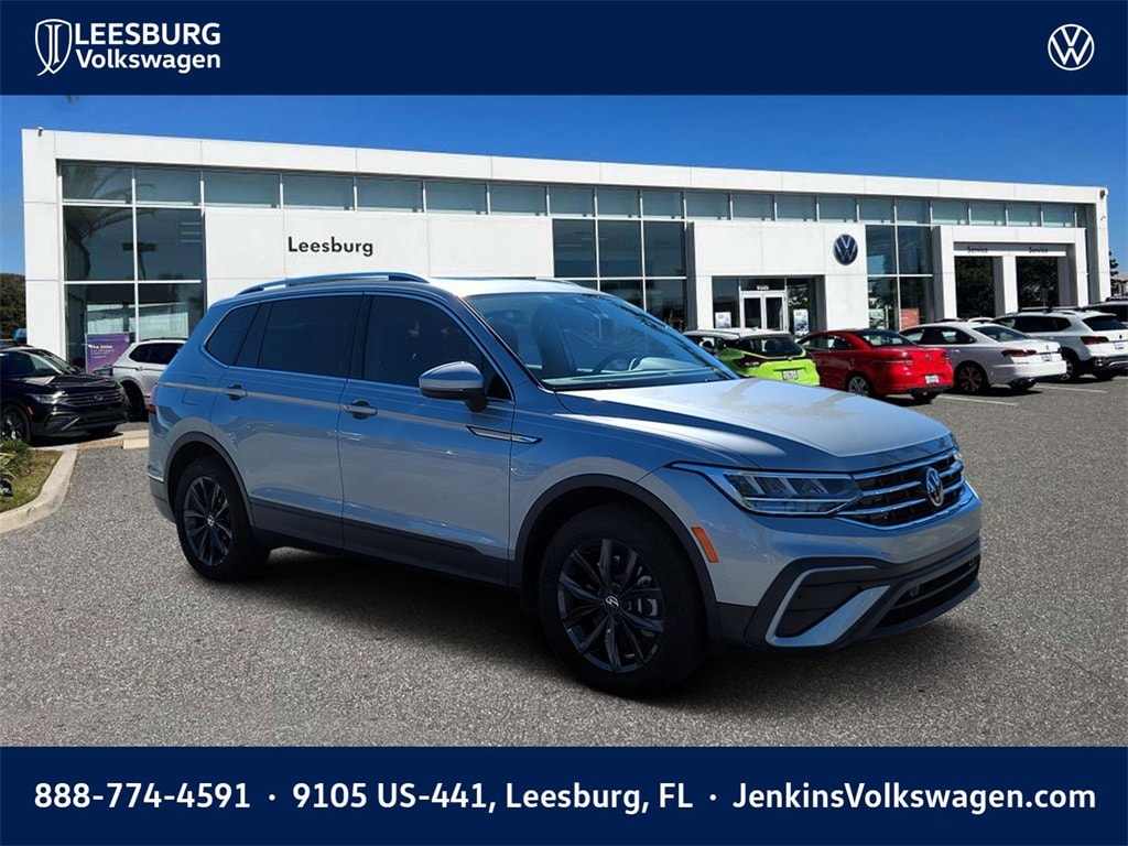 2022 Volkswagen Tiguan SE's photo
