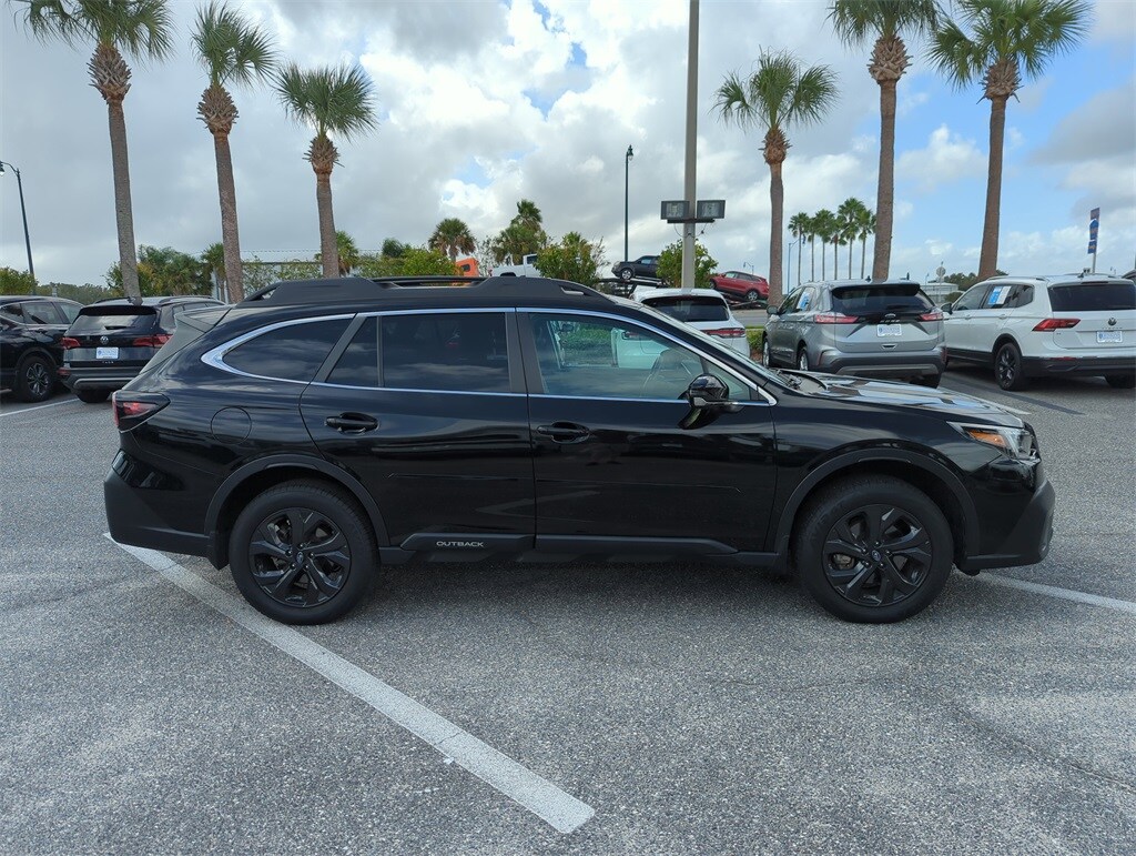 2022 Subaru Outback Onyx Edition XT photo 2