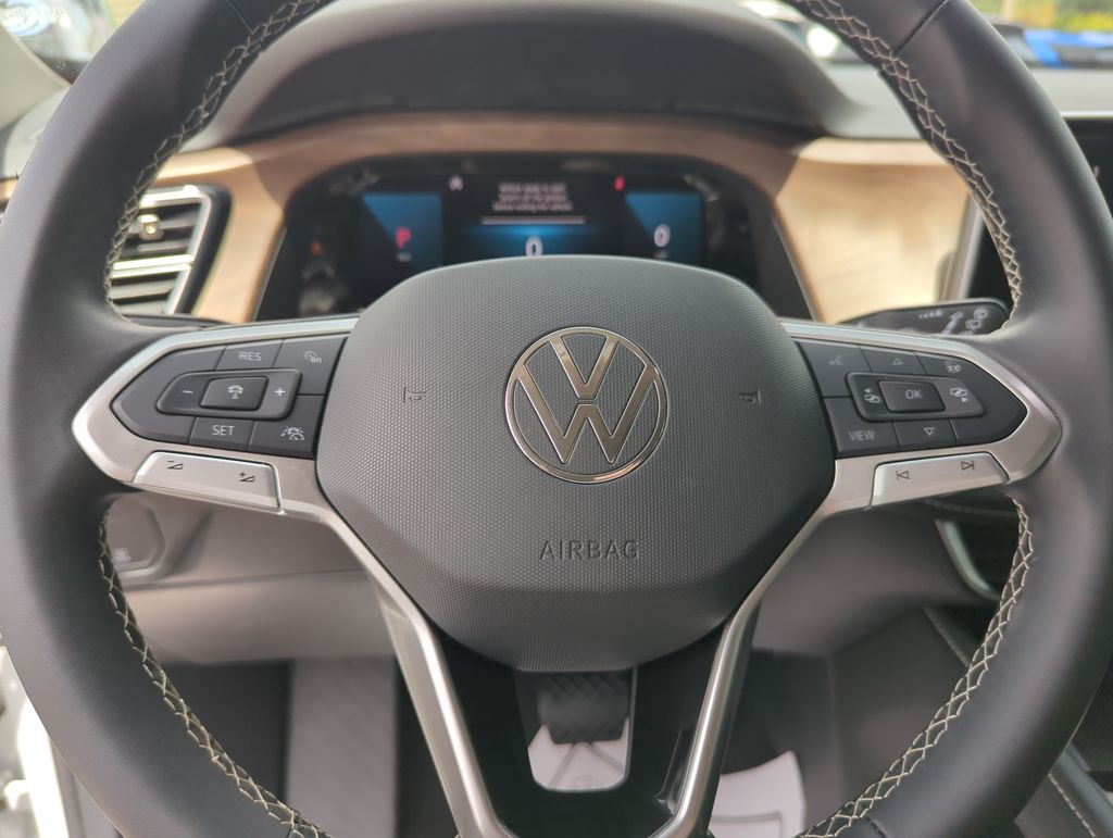 2024 Volkswagen Atlas SE w/Tech - Photo 46