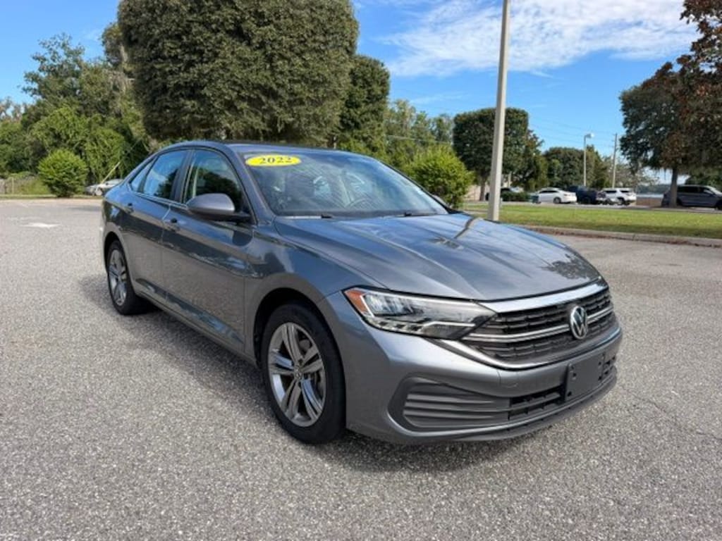 Used 2022 Volkswagen Jetta 1.5T SE Sedan
