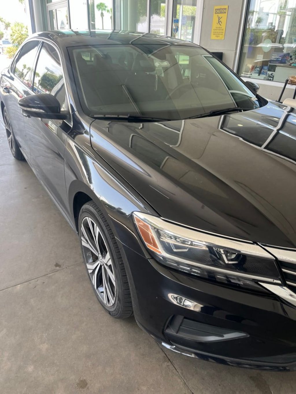 Used 2022 Volkswagen Passat 2.0T SE Sedan