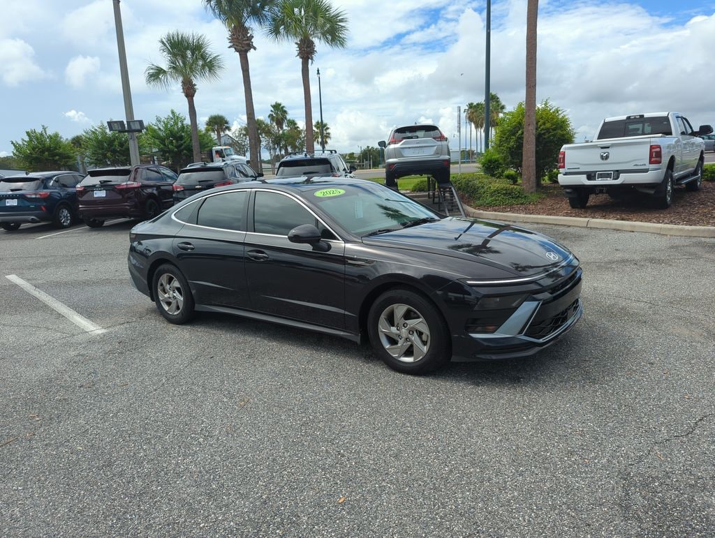 Used 2025 Hyundai Sonata SE Sedan