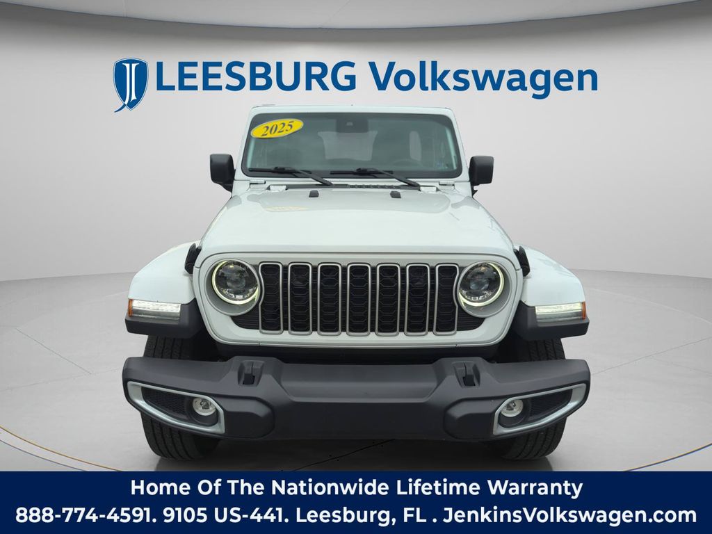 2025 Jeep Wrangler 4-Door Sahara - Photo 15