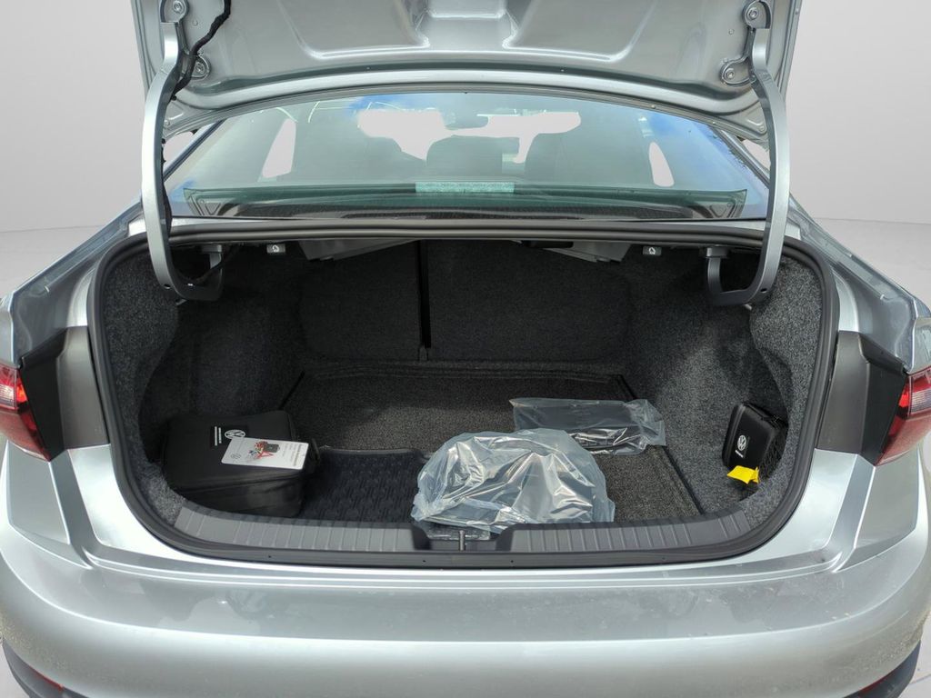 2026 Volkswagen Jetta Sport - Photo 38