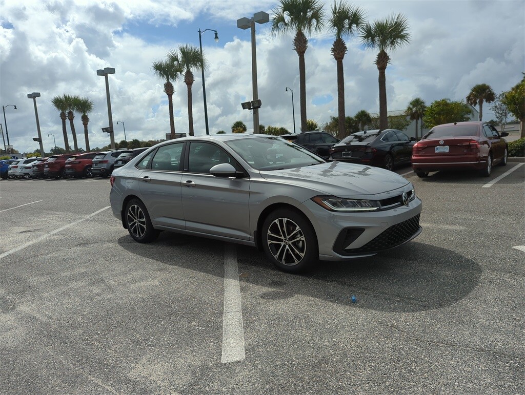 2026 Volkswagen Jetta Sport photo 2