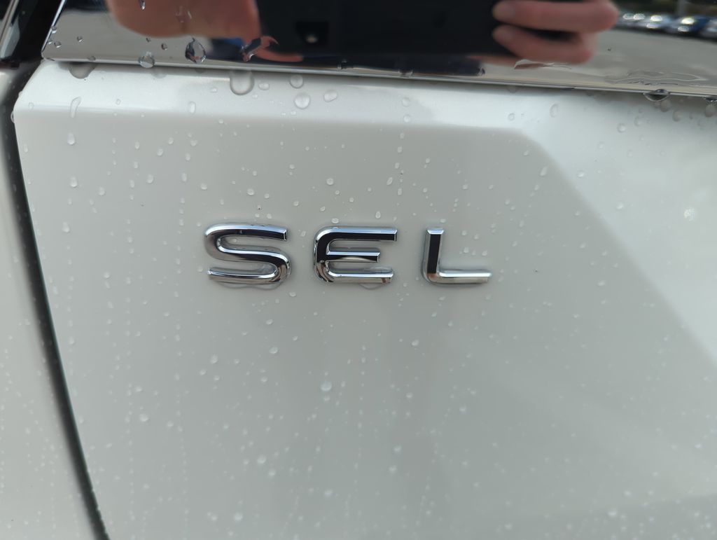 2026 Volkswagen Atlas SEL Premium R-Line - Photo 18