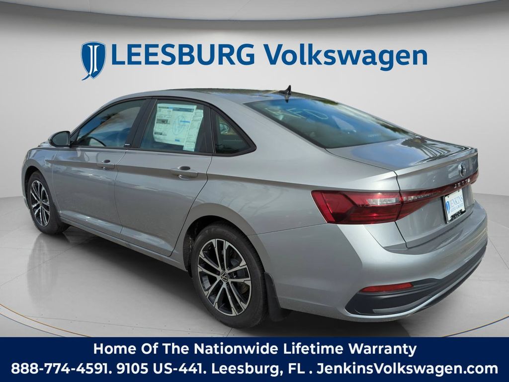 2026 Volkswagen Jetta Sport - Photo 6