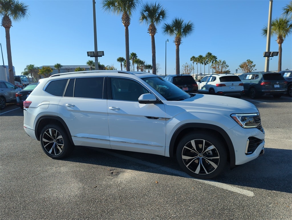 New 2026 Volkswagen Atlas 2.0T SEL Premium R-Line SUV