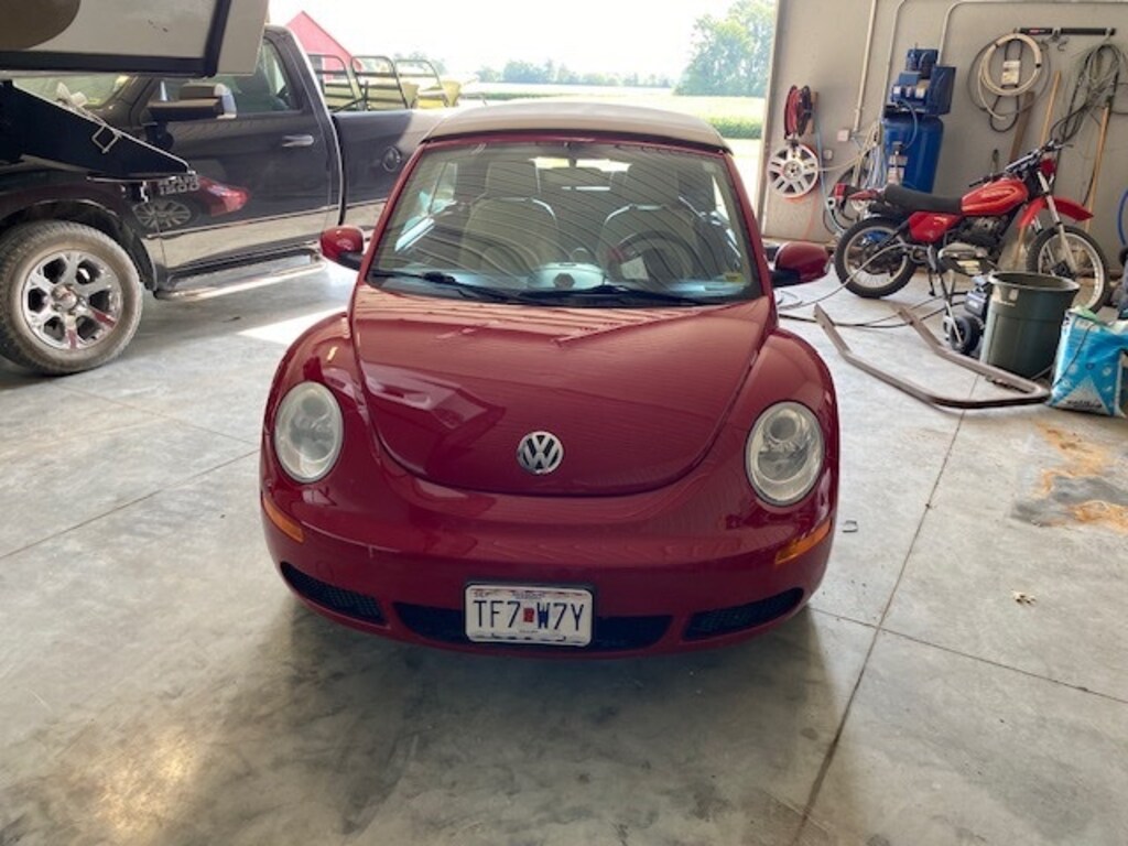 Used 2008 Volkswagen Beetle SE Convertible