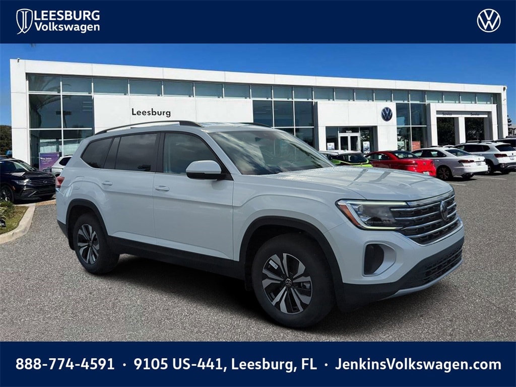 2026 Volkswagen Atlas SE's photo