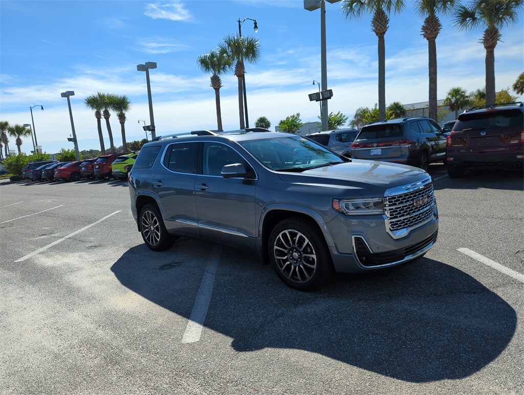 2020 Gmc Acadia Denali photo 2