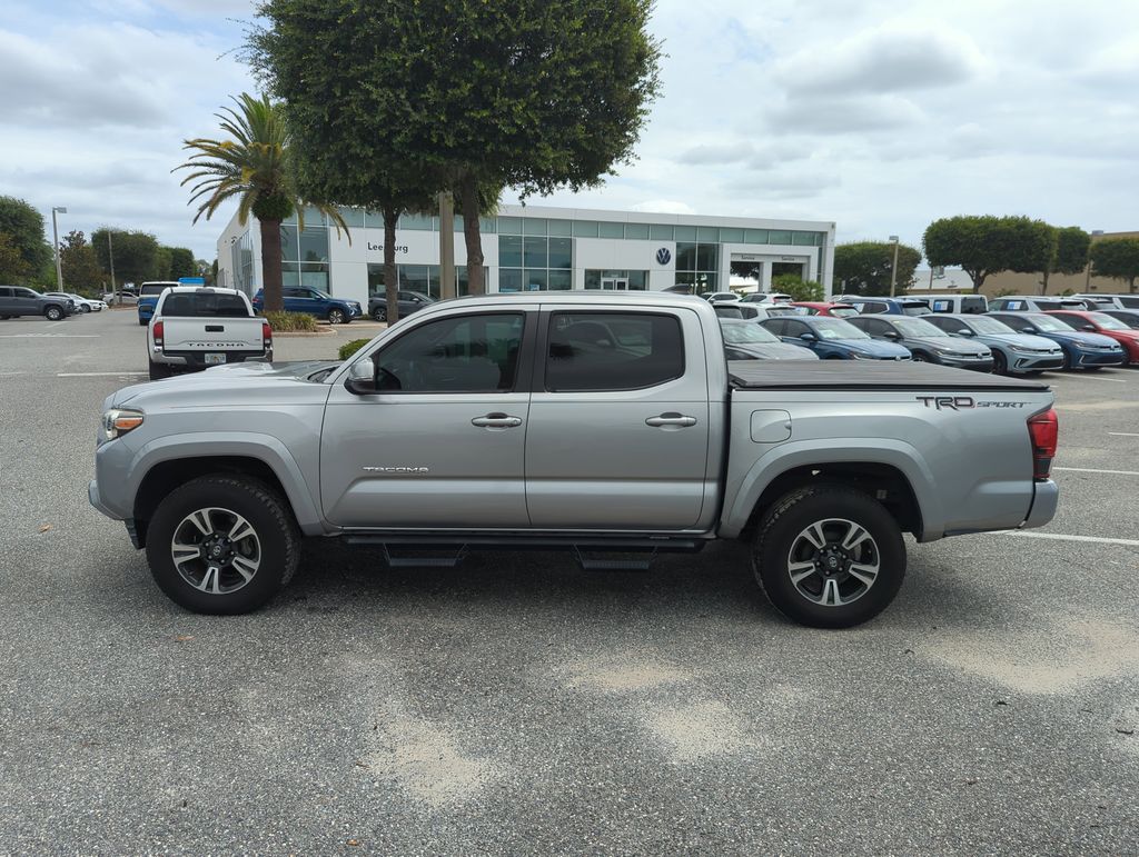 2019 Toyota Tacoma TRD Sport - Photo 11
