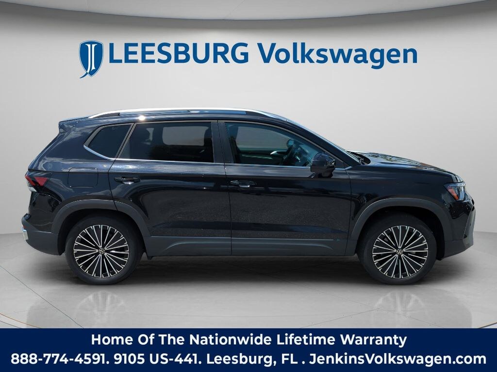 Used 2025 Volkswagen Taos 1.5T SE SUV