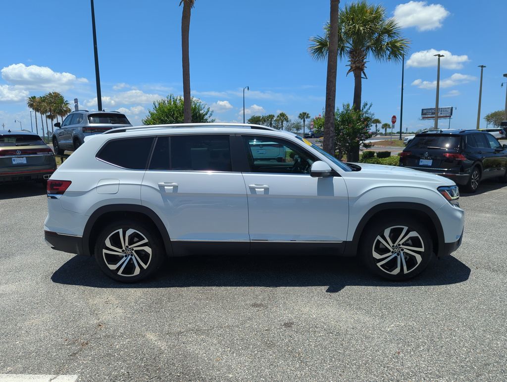 2022 Volkswagen Atlas SEL - Photo 3