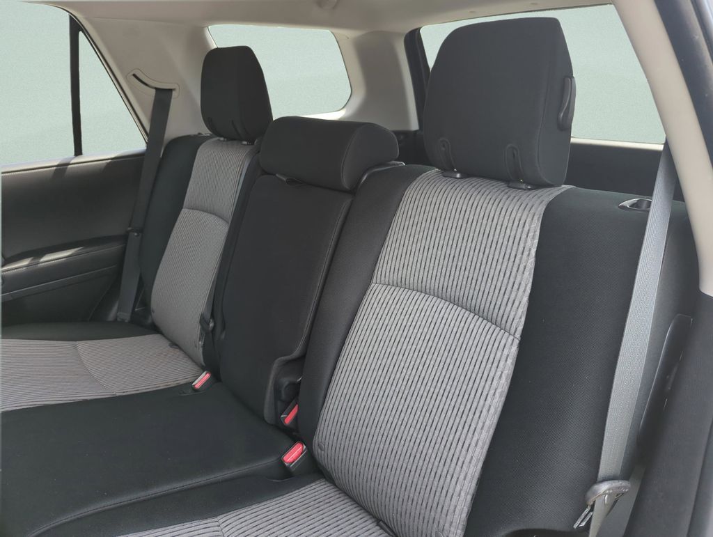 2020 Toyota 4Runner SR5 - Photo 25