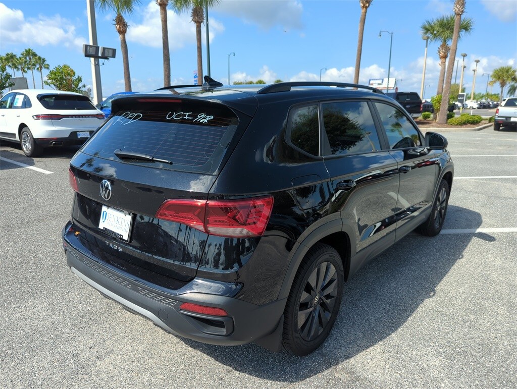 2023 Volkswagen Taos S photo 4