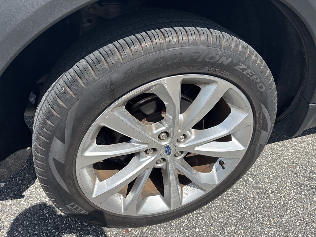 Used 2022 Ford Explorer Platinum SUV