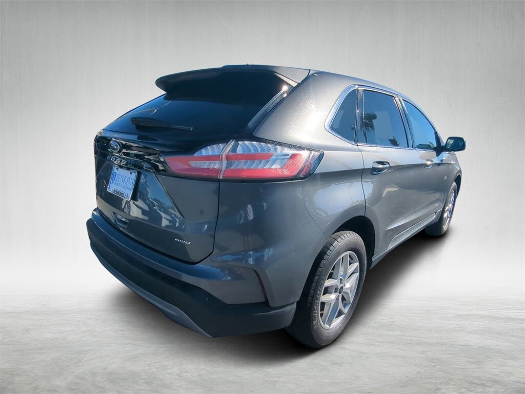 2024 Ford Edge SEL photo 4