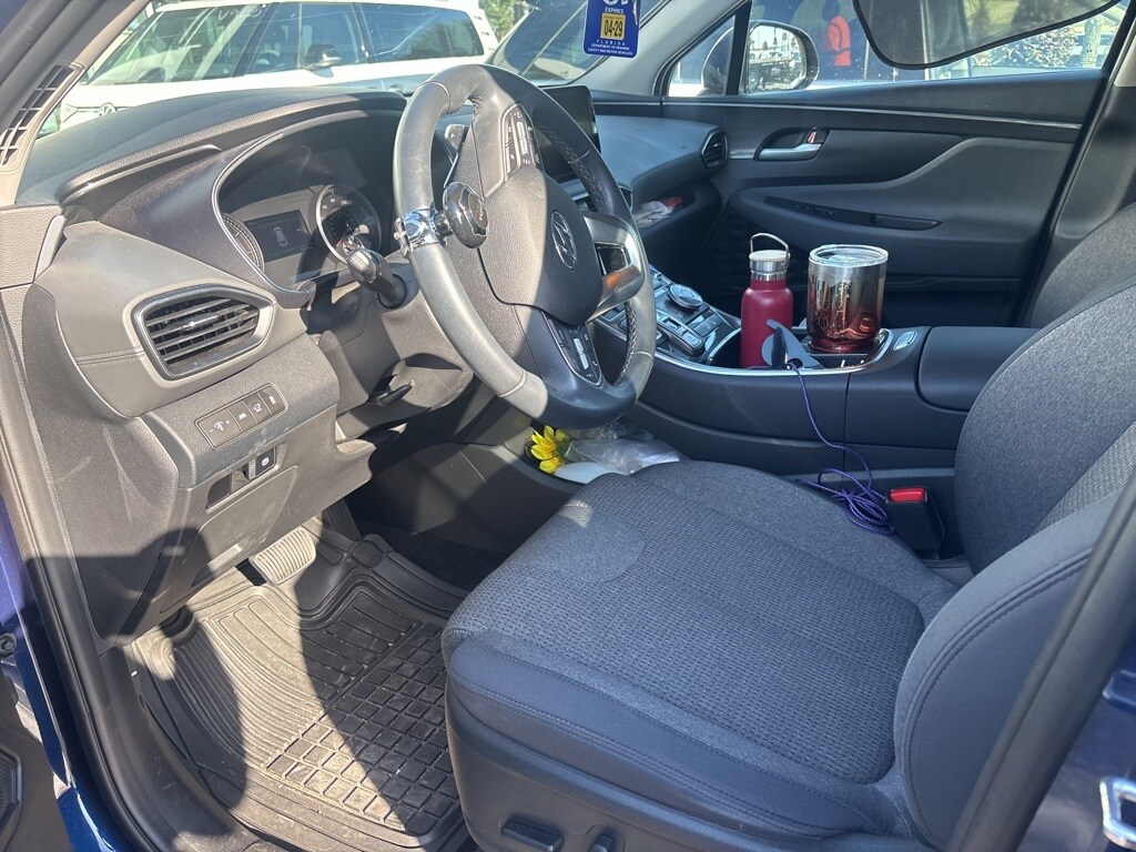2023 Hyundai Santa Fe SEL photo 2