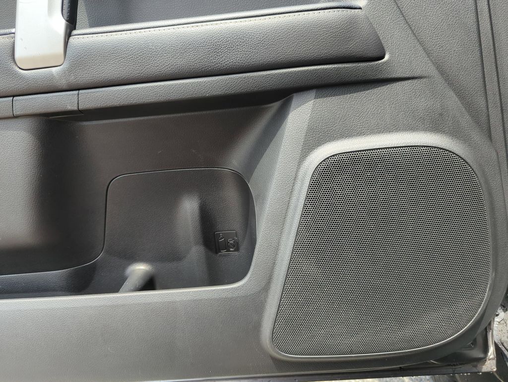 2020 Toyota 4Runner SR5 - Photo 27