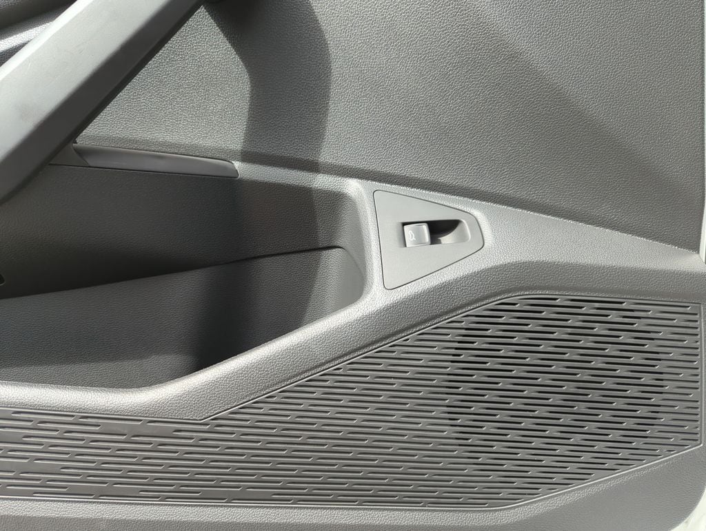 2026 Volkswagen Jetta Sport - Photo 26