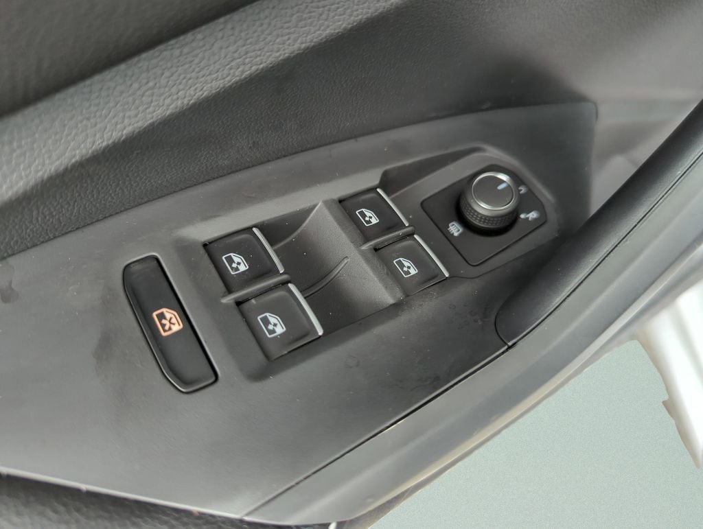 2026 Volkswagen Jetta Sport - Photo 37