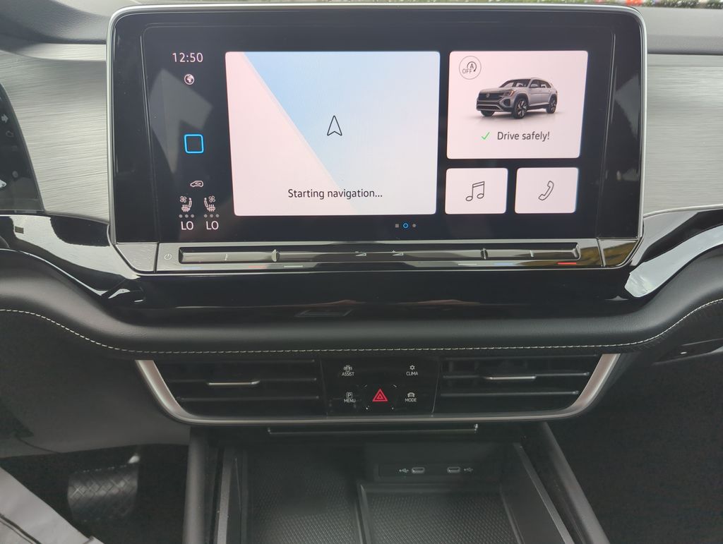 2024 Volkswagen Atlas Cross Sport SE w/Tech - Photo 35