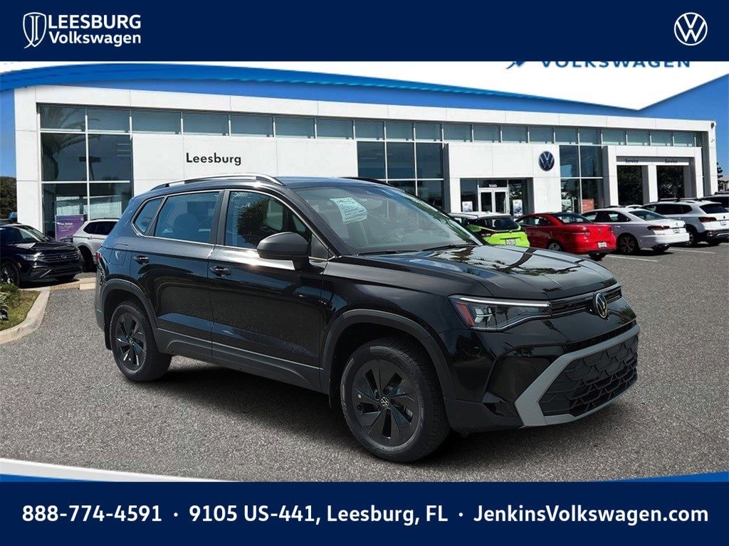 2025 Volkswagen Taos S's photo