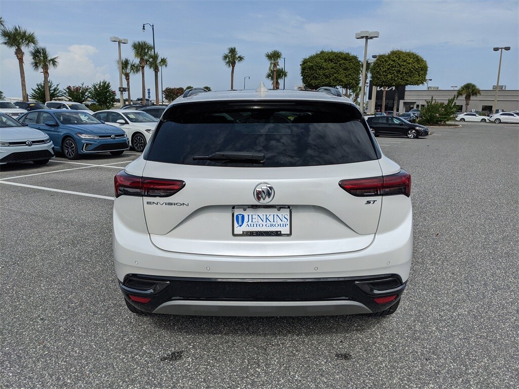 2023 Buick Envision Essence photo 4