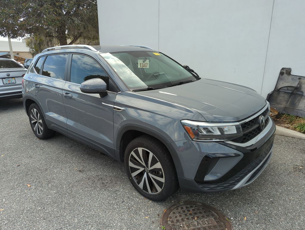 2022 Volkswagen Taos SE