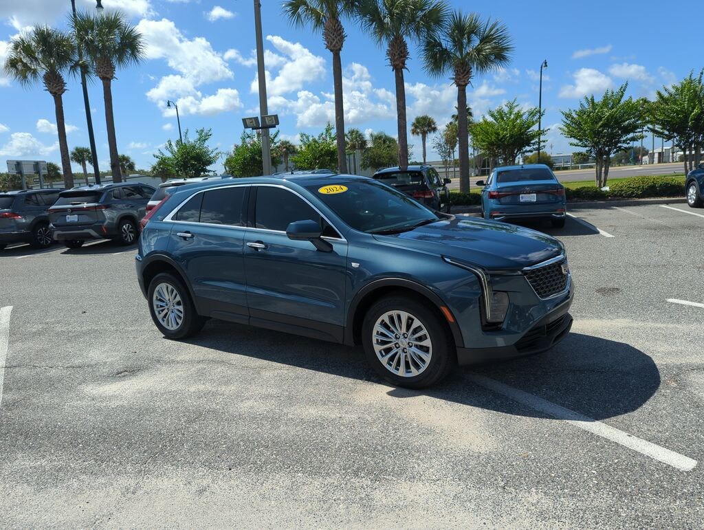 Used 2024 Cadillac XT4 Luxury SUV