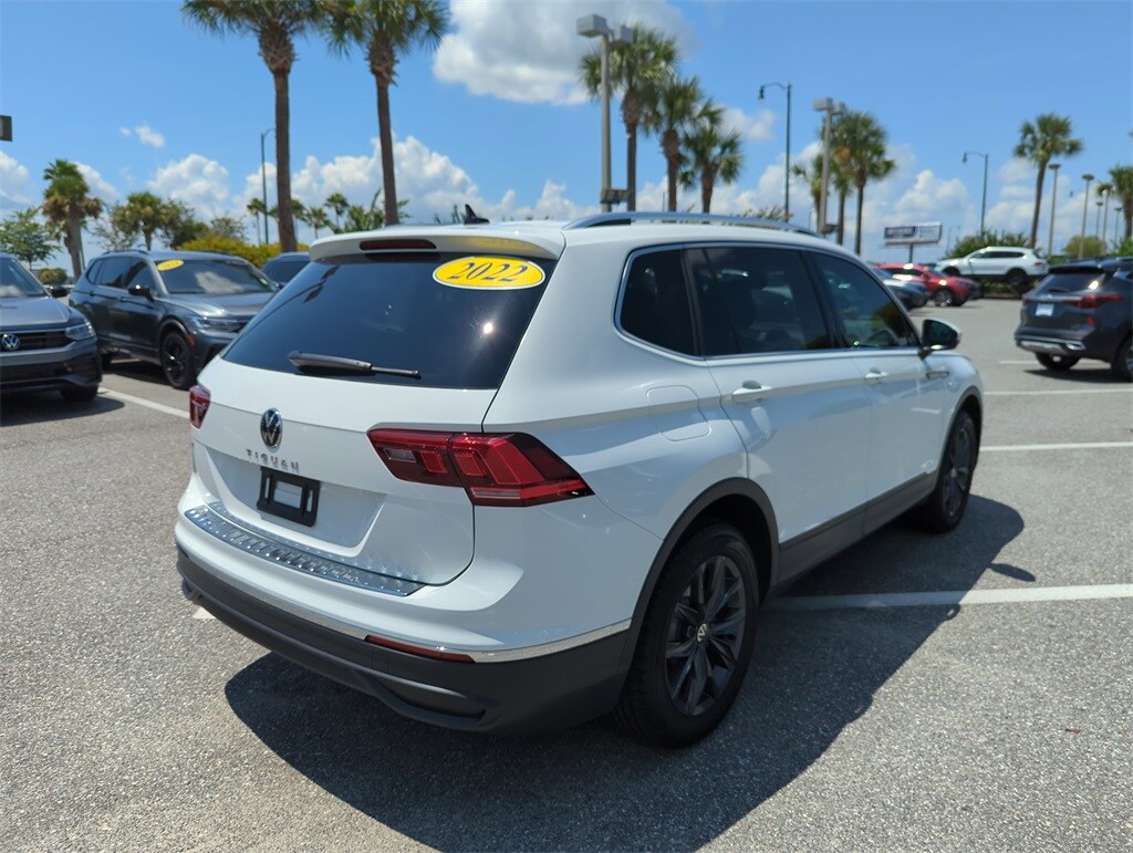 2022 Volkswagen Tiguan SE photo 4