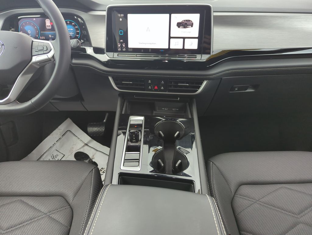 2024 Volkswagen Atlas Cross Sport SE w/Tech - Photo 27
