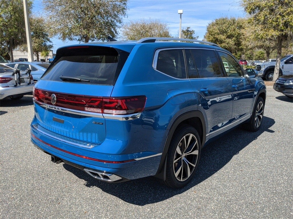 2025 Volkswagen Atlas SEL Premium R-Line photo 4