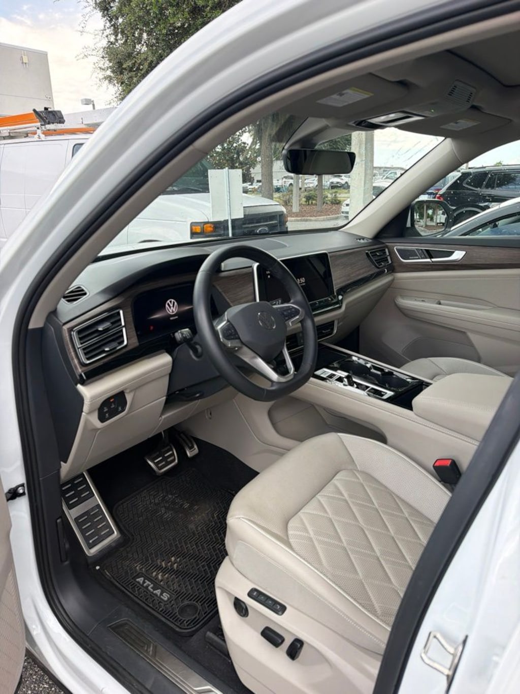 Used 2026 Volkswagen Atlas 2.0T SEL Premium R-Line SUV