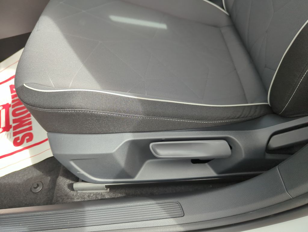 2026 Volkswagen Jetta Sport - Photo 27