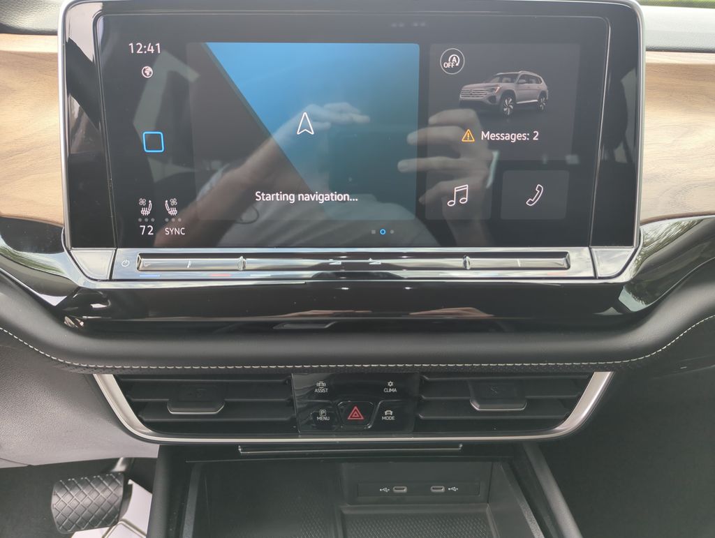 2024 Volkswagen Atlas SE w/Tech - Photo 38
