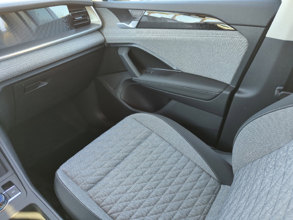 2026 Volkswagen Tiguan S - Photo 18