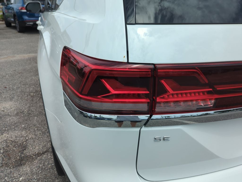 2024 Volkswagen Atlas SE w/Tech - Photo 18