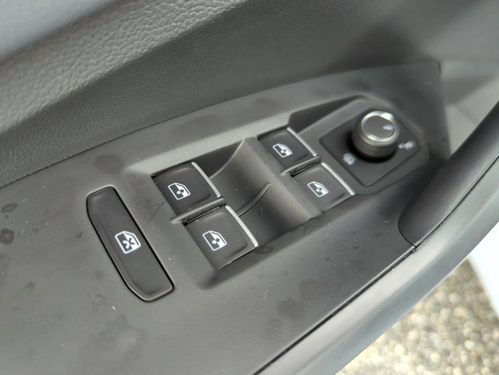 2026 Volkswagen Jetta SEL - Photo 26