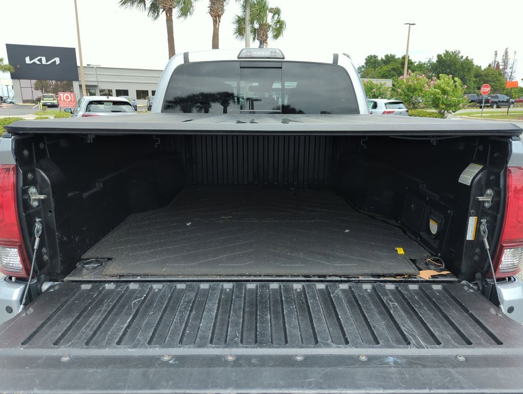 2019 Toyota Tacoma TRD Sport - Photo 19