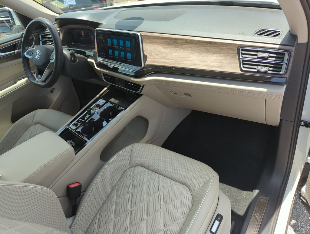 2026 Volkswagen Atlas SEL Premium R-Line - Photo 23
