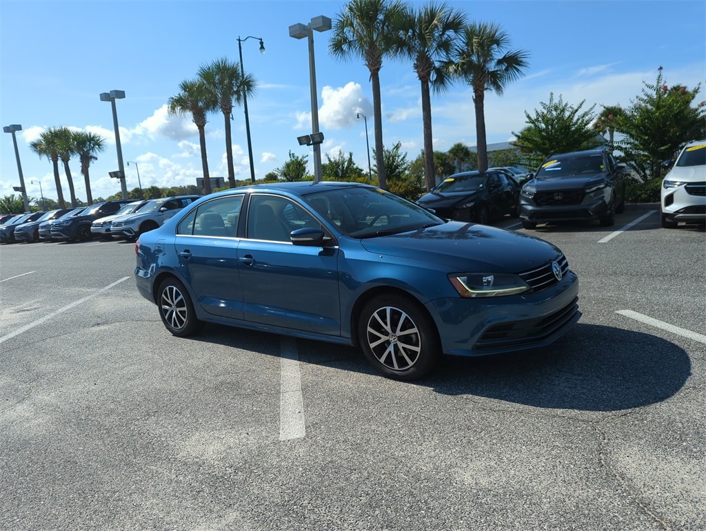 Used 2017 Volkswagen Jetta SE with VIN 3VWDB7AJ4HM234482 for sale in Leesburg, FL